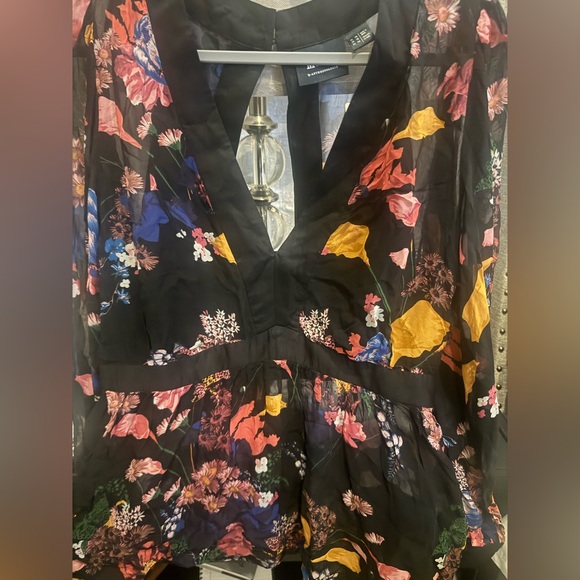 Maeve Open-Back Tunic - Picture 3 of 6